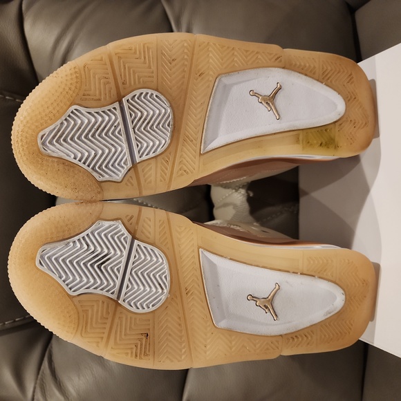 Jordan 4 Retro - Picture 6 of 7